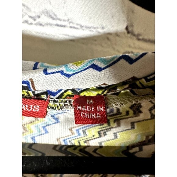 CYRUS LADIES 3/4 SLEEVE COLORFUL PATTERN SHIRT (M) EUC G-206 - Picture 3 of 6